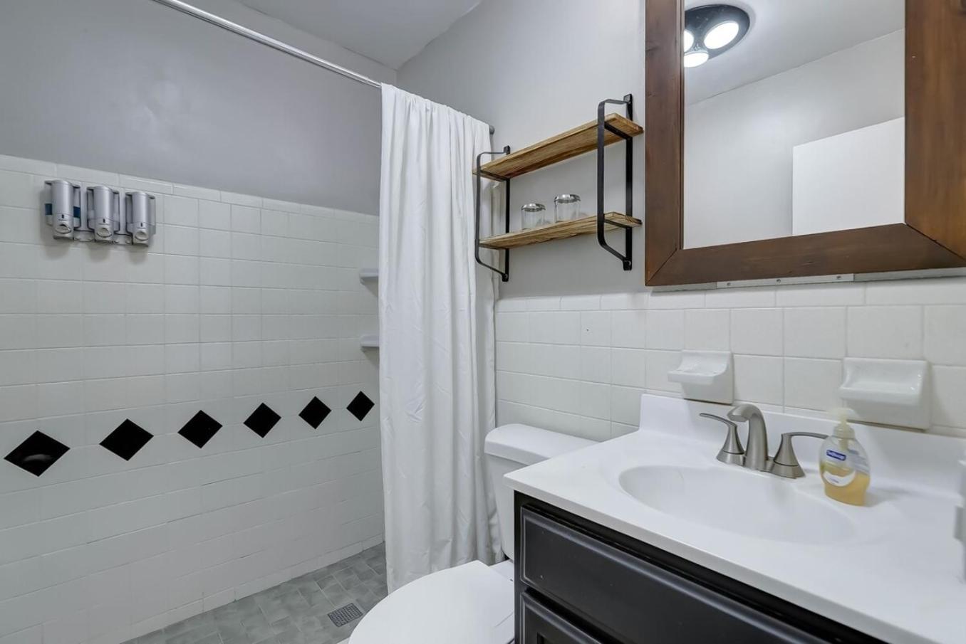 Waterfront Apartment Private Patio Pool フォート・ローダーデール エクステリア 写真