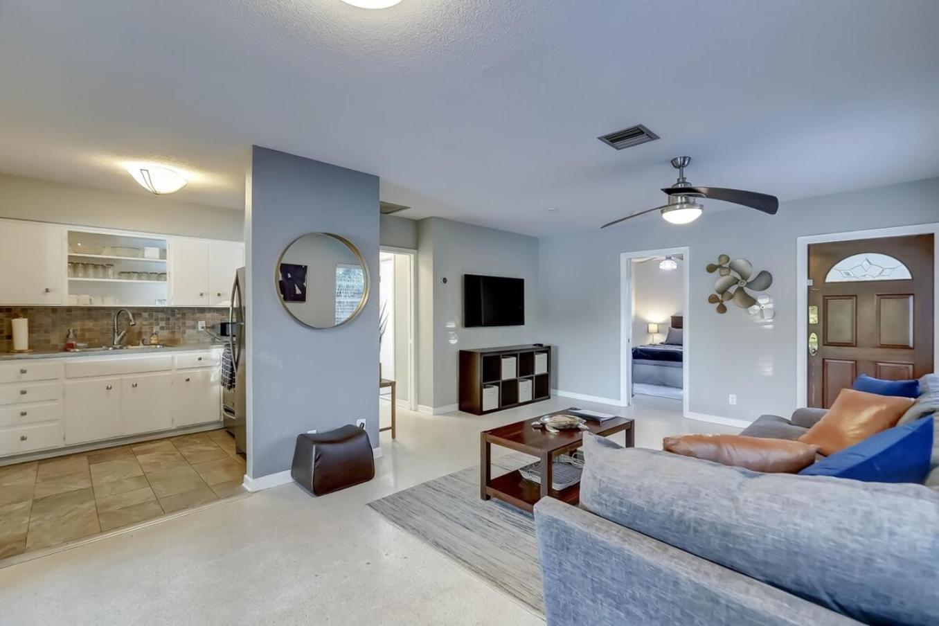 Waterfront Apartment Private Patio Pool フォート・ローダーデール エクステリア 写真
