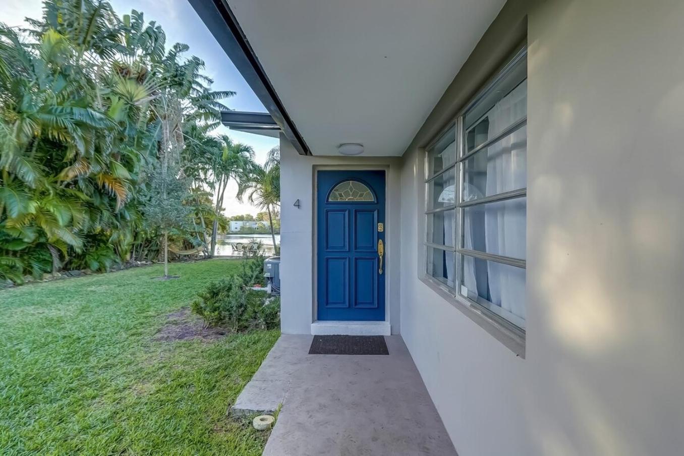 Waterfront Apartment Private Patio Pool フォート・ローダーデール エクステリア 写真